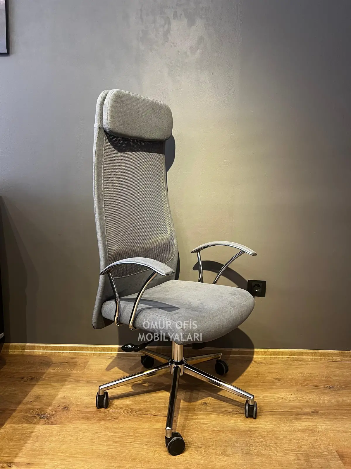 Legas File Makam Koltuğu