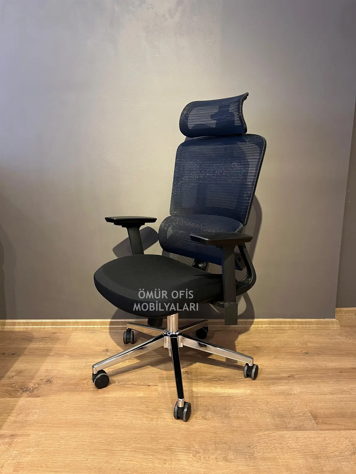 Lugano Black File Makam Koltuğu