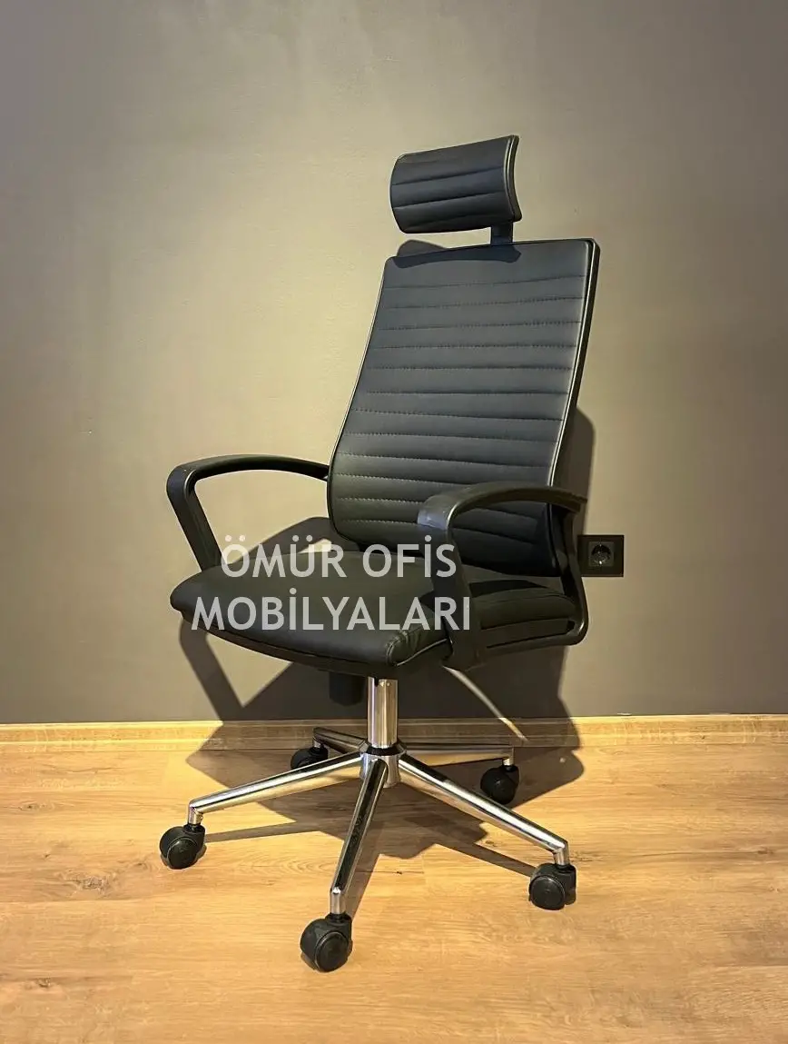 Petek Başlıklı Deri Şef Koltuk Takımı