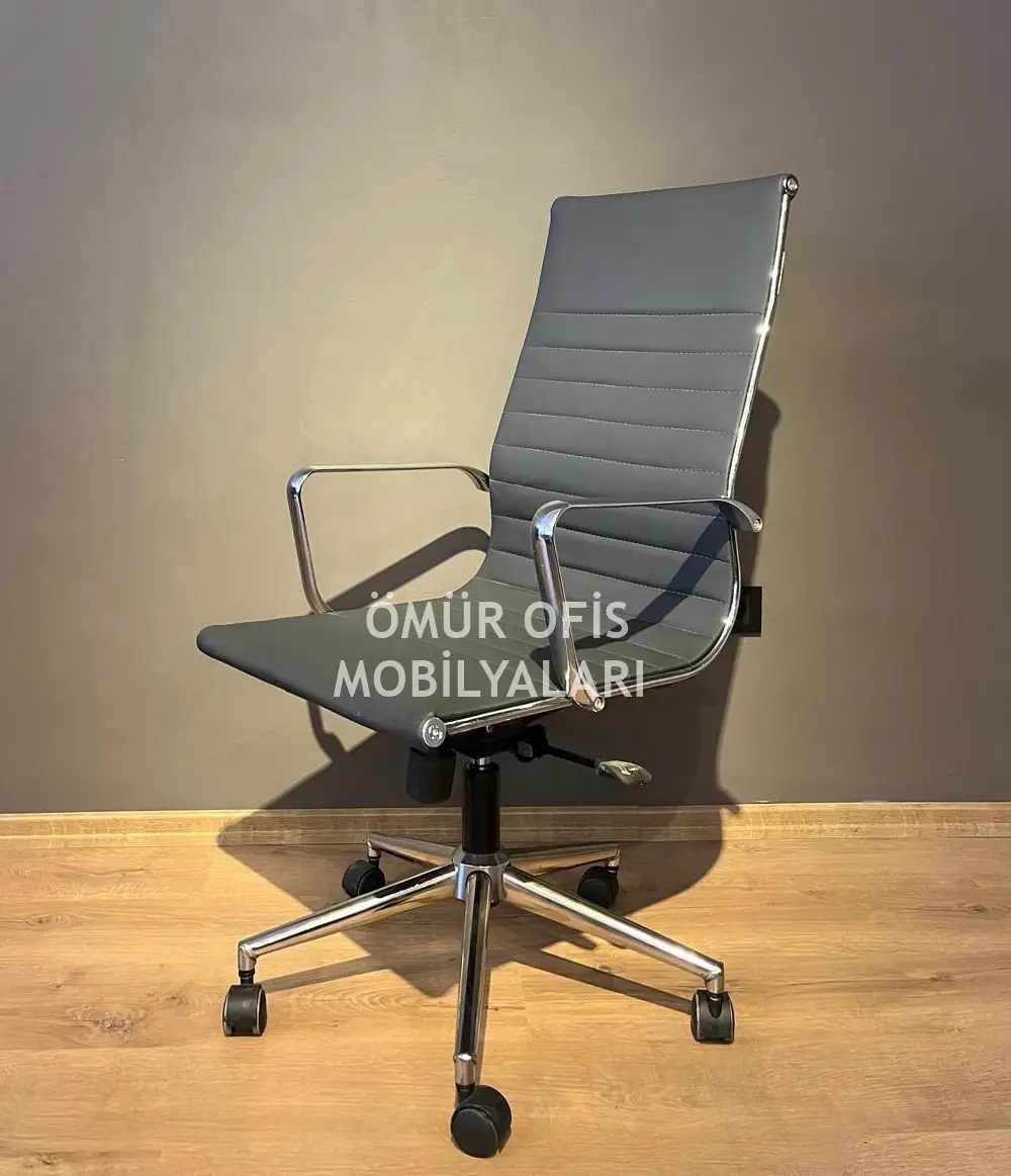 Nesta Krom Makam Koltuğu