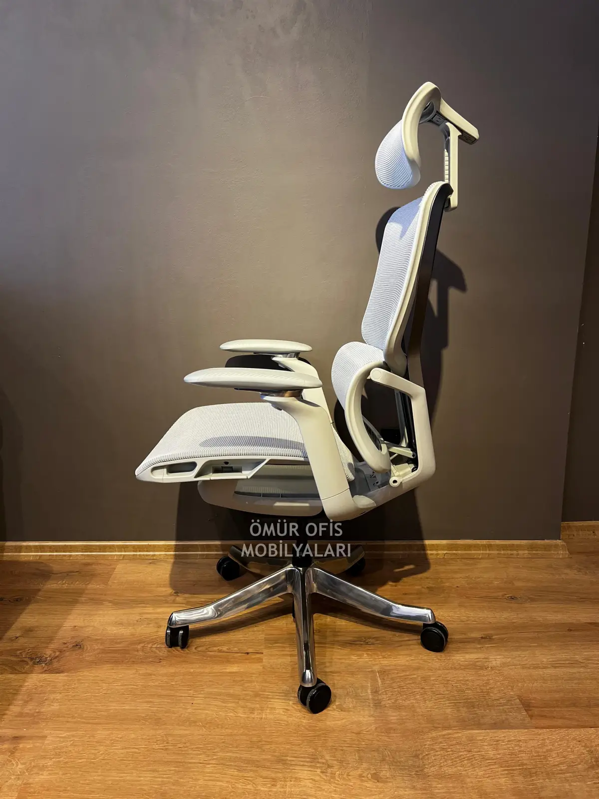 Milano File Makam Koltuğu