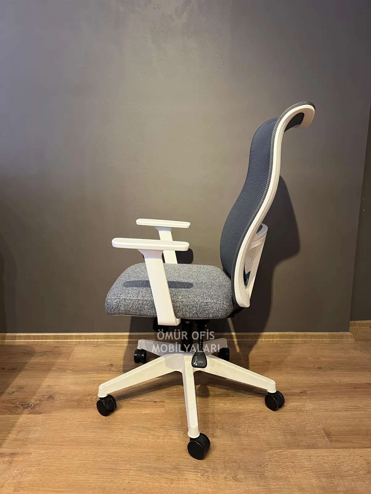 Lucas White Makam Koltuğu