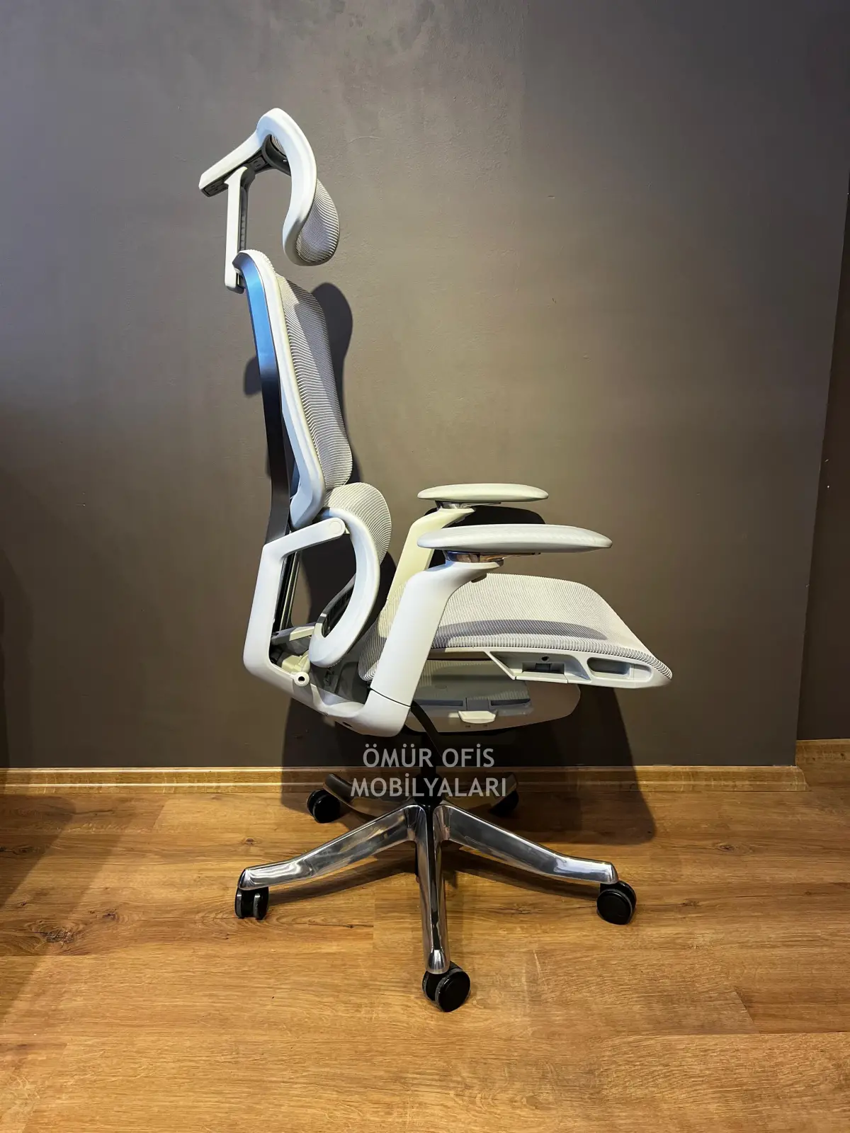 Milano File Makam Koltuğu