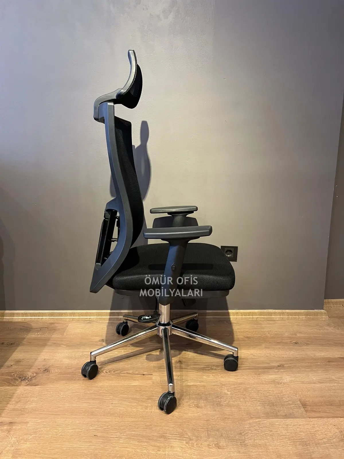 Alya File Makam Koltuğu