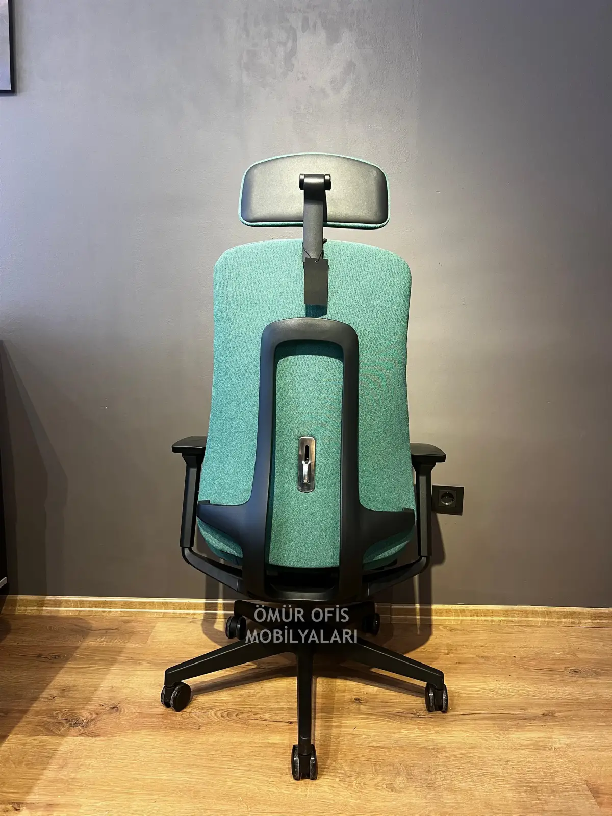 Savona Makam Koltuğu