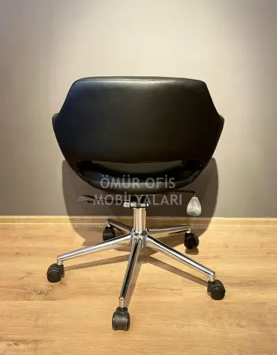 Ceren Şef Koltuğu