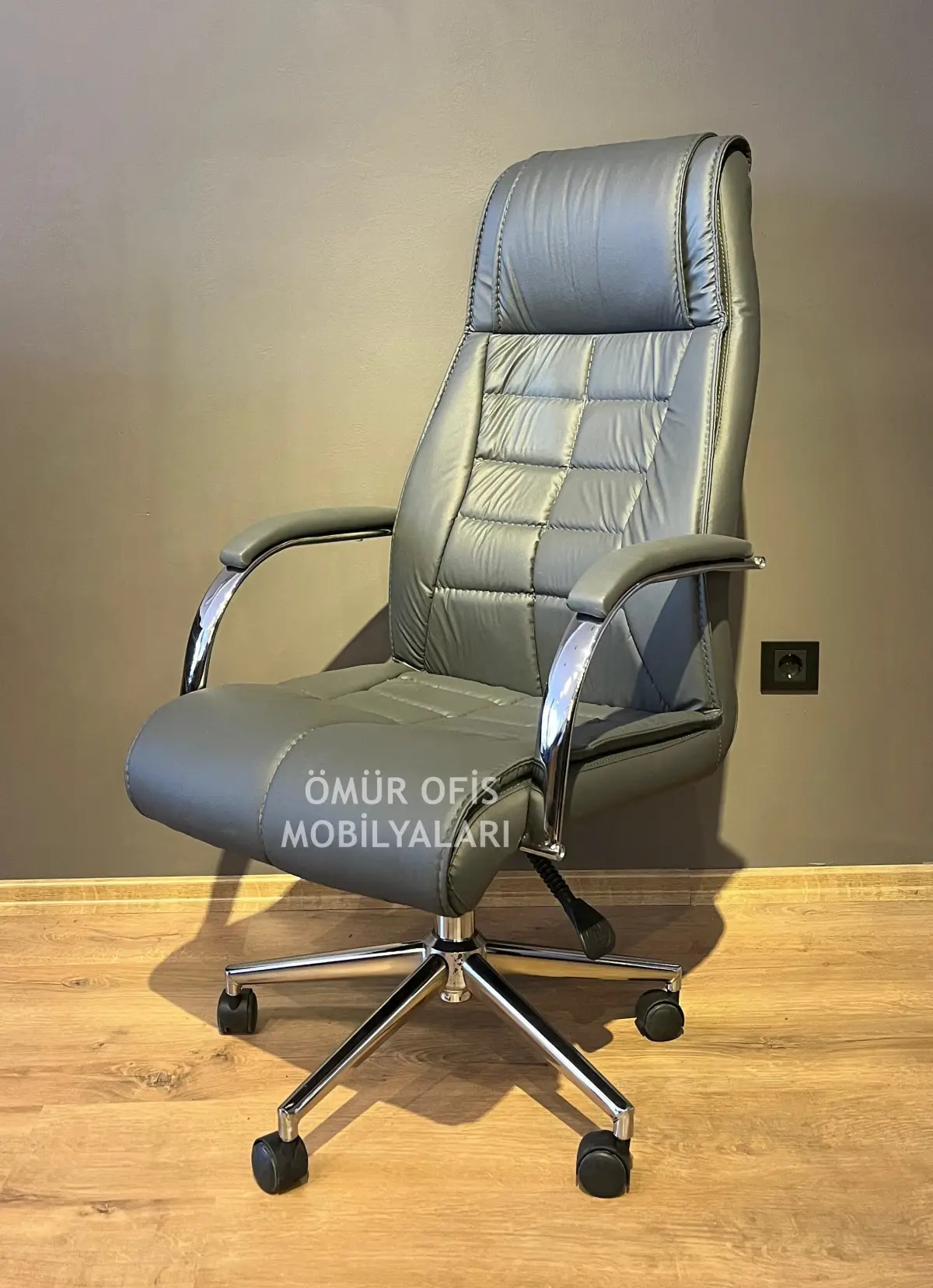 Demir Koltuk Takımı