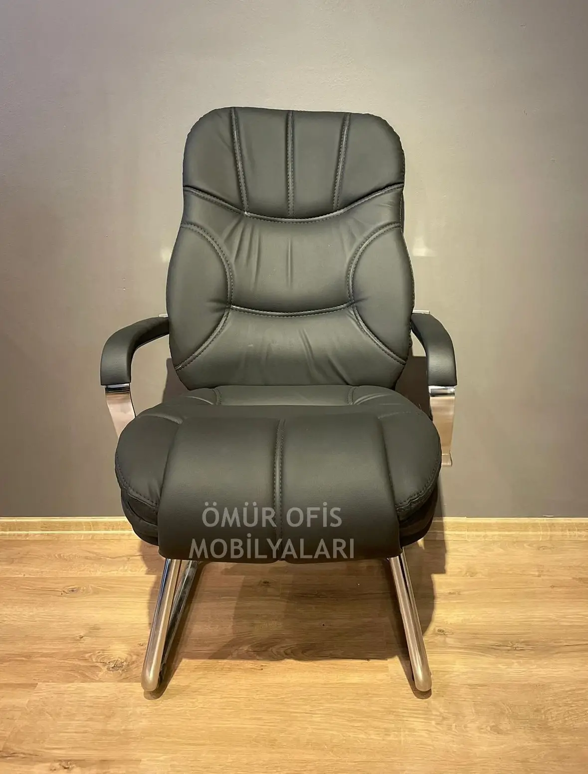 Demba Misafir Koltuğu