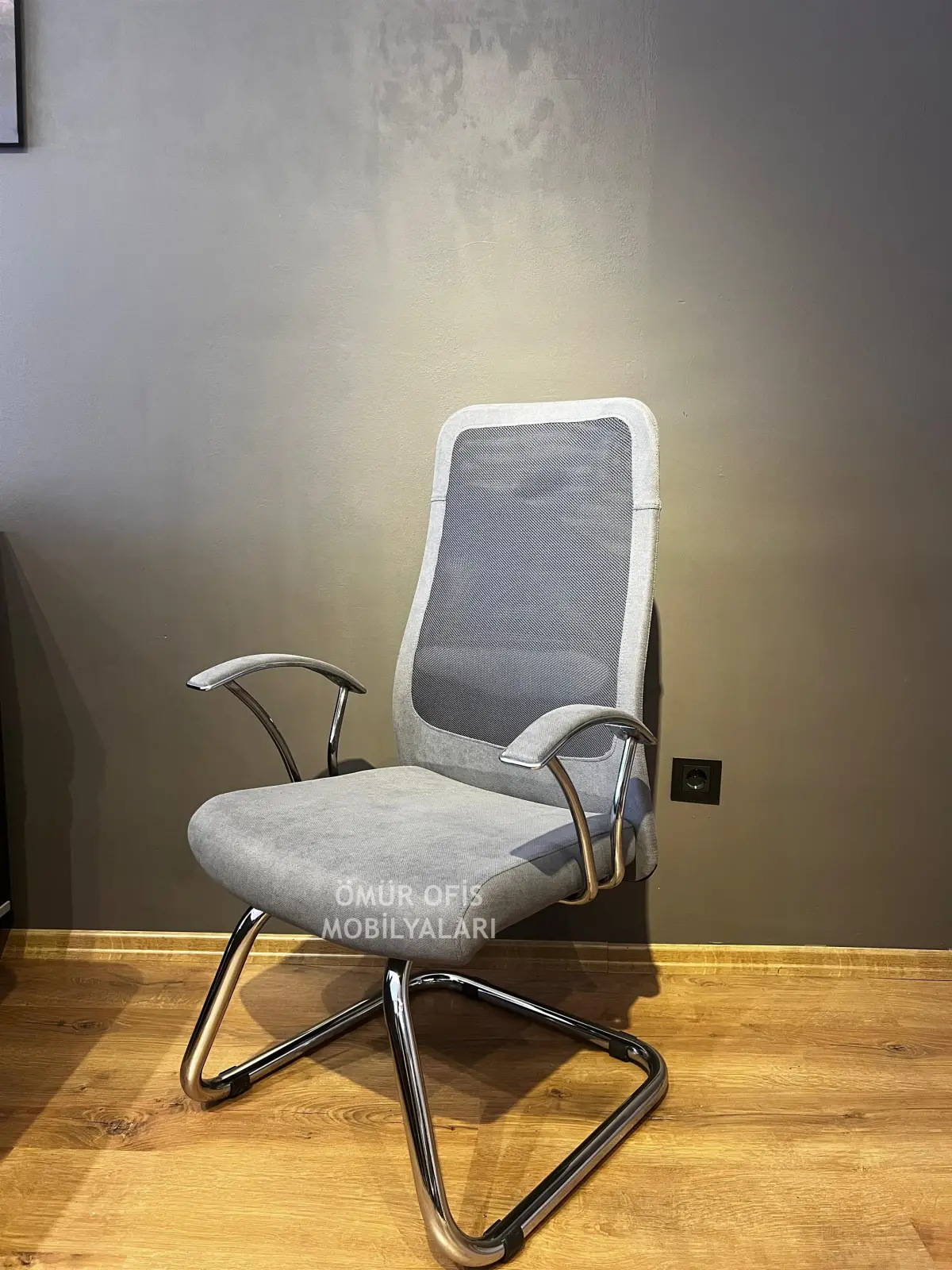 Legas File Misafir Koltuğu