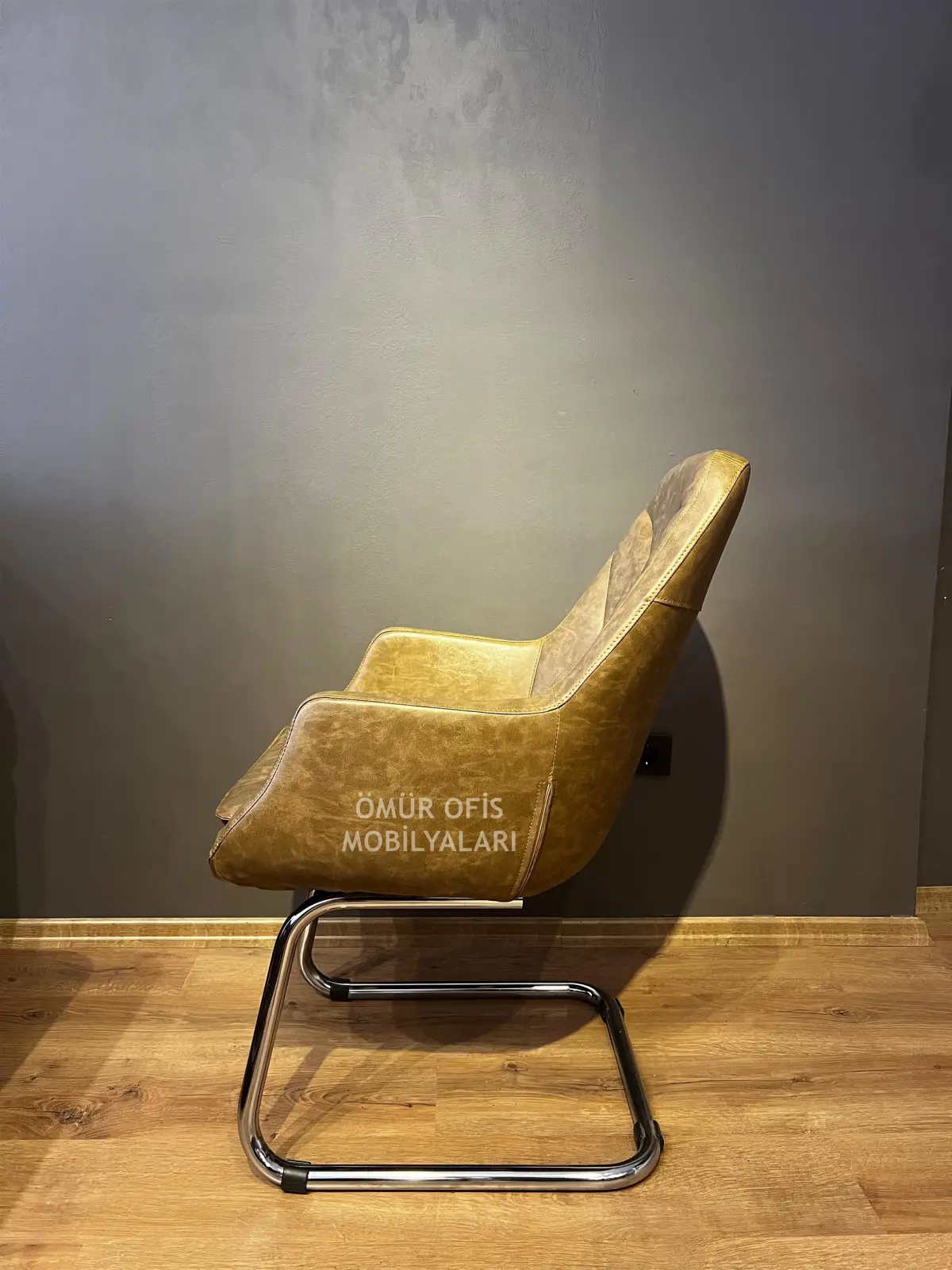 Lady Misafir Koltuğu