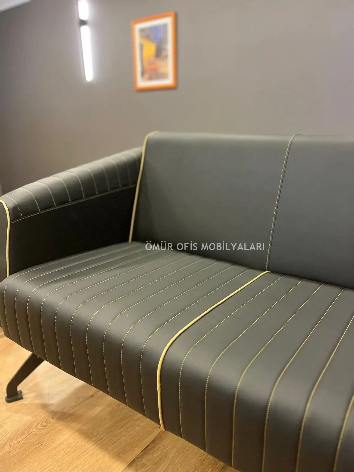 Modena Üçlü Oturma Grubu